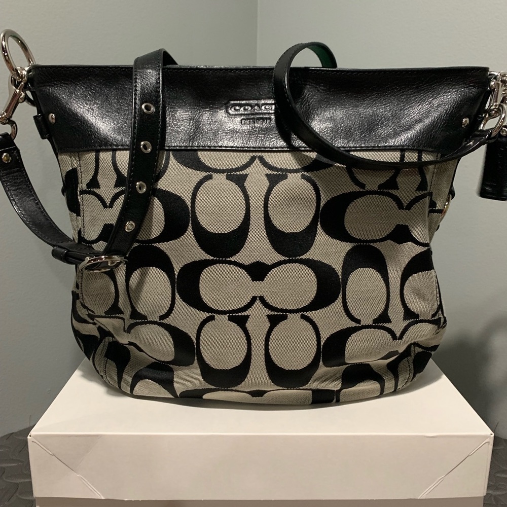 Coach Cross Body Hobo bag